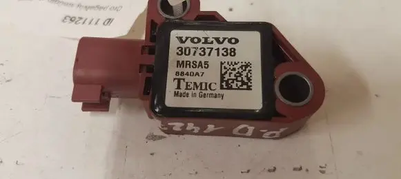 Volvo V50 Airbag deployment crash/impact sensor 30737138 8840A7