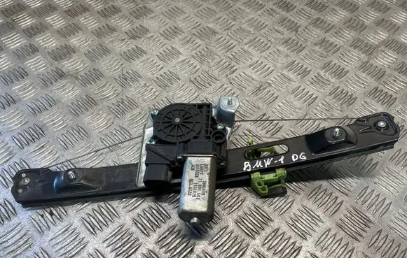 BMW 1 E81 E87 Rear door window regulator with motor 