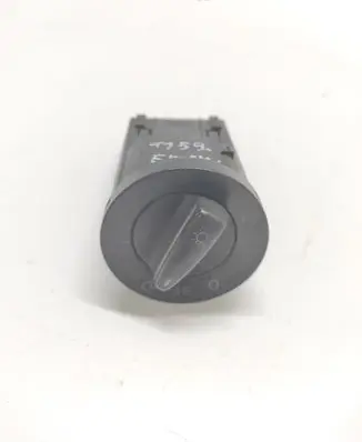 Volkswagen PASSAT B5.5 Light switch TC41C0941531