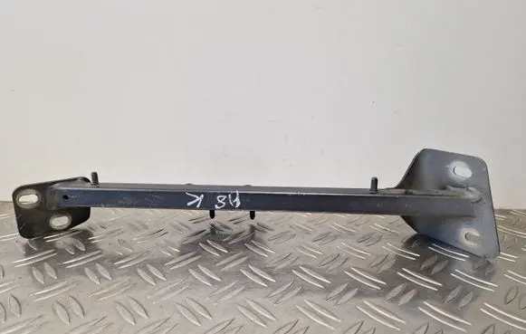 Audi A8 S8 D3 4E Fender mounting bracket 4E0805463F