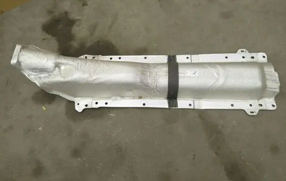 Renault Clio V Exhaust heat shield 747517216R