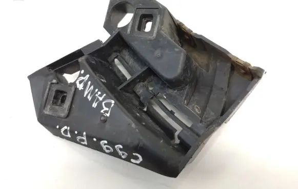 Volvo C30 Front bumper mounting bracket 30655936