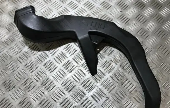 Opel Signum Air intake hose/pipe 09177220 313686131