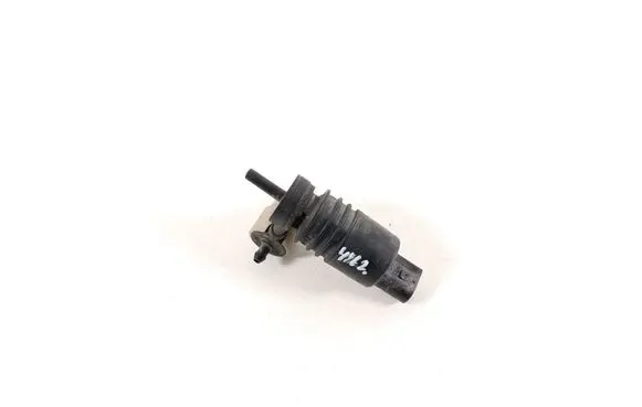Mercedes-Benz E W212 Windscreen/windshield washer pump A2048660221