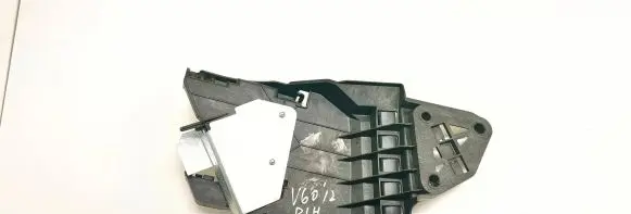 Rear door exterior handle/bracket