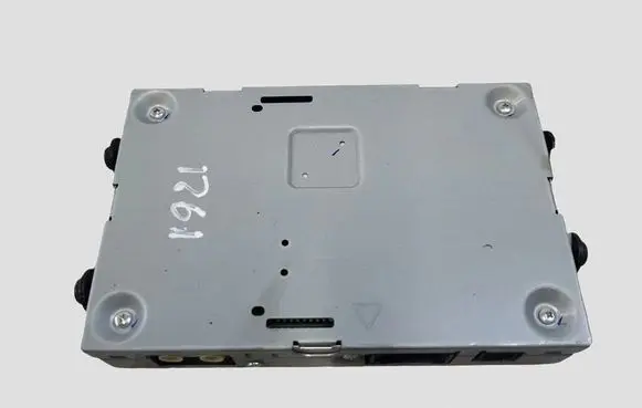 Volvo V40 Aerial antenna amplifier 31667217