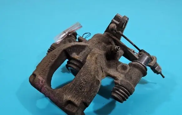 Opel Movano B Rear brake caliper IMPRK1450107
