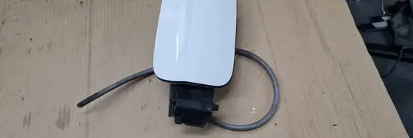 Audi S5 F5 Fuel tank cap 8W6809906