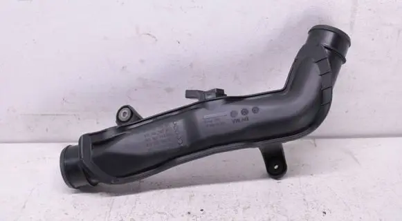 Volkswagen PASSAT B6 Intercooler hose/pipe 3C0145762AH 1K0145762AE 1K0145762AQ