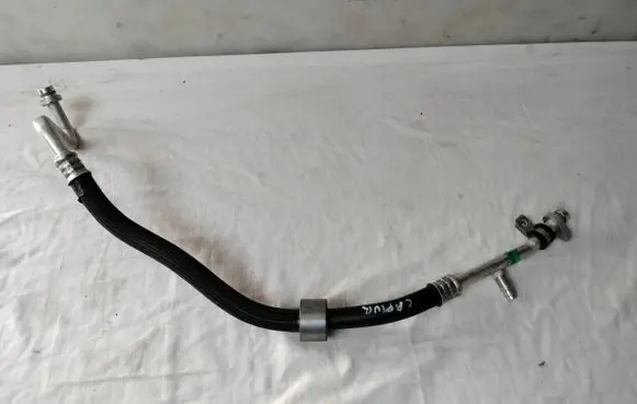 Renault Captur II Air conditioning (A/C) pipe/hose 924546570R