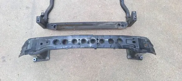 Ford Kuga II Front bumper cross member DV41S10922AJ 181213018510