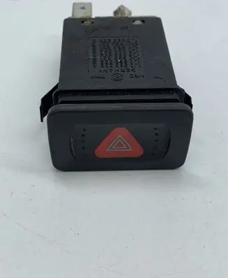 Volkswagen Golf IV Hazard light switch 1J0953235A 1J0953235B 1J0959621B