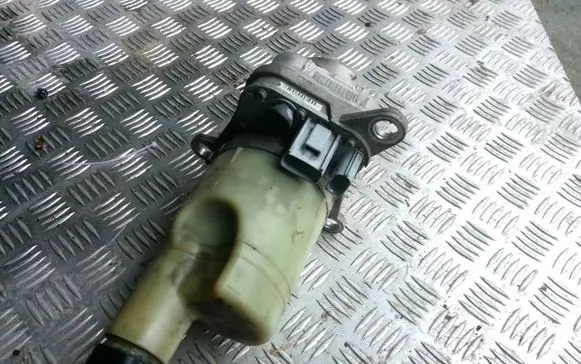 Volvo C30 Power steering pump 5N513K514CA 31202520