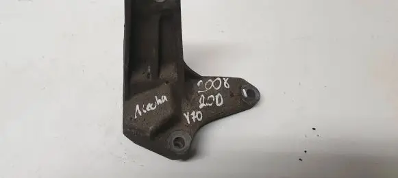 Volvo V70 Engine mount bracket 6G916P093DC