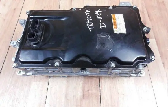 Toyota RAV 4 (XA50) Voltage converter inverter G92A042060