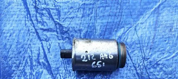 Mercedes-Benz E W212 Oil pressure sensor A6511800115