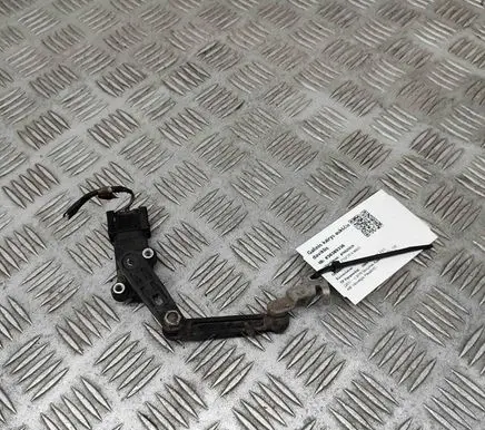 BMW X3 G01 Rear air suspension level height sensor 6870200