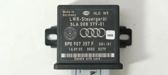 Audi A4 S4 B7 8E 8H Light module LCM 8P0907357F