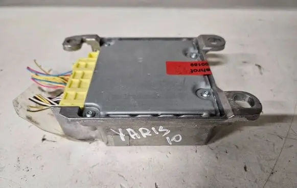 Toyota Yaris Airbag control unit/module 891700D440 220749101 03200565RR