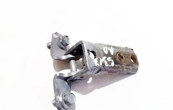 Mitsubishi Outlander Front door upper hinge