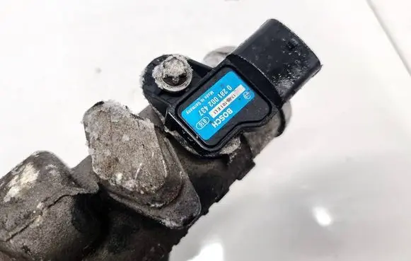 Opel Vectra C Air pressure sensor 0281002437
