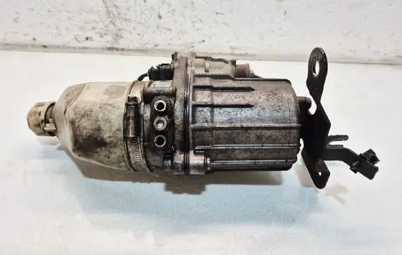 Opel Zafira B Power steering pump 13292554