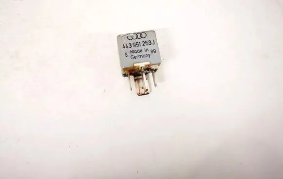 Audi 80 90 B3 Other relay 443951253j 989511