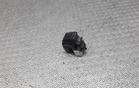 Toyota RAV 4 (XA20) Electric window control switch