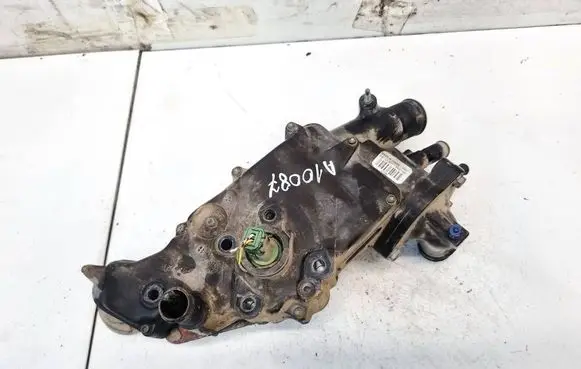 Peugeot 307 Engine coolant pipe/hose 9643211880