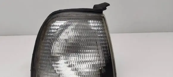 Audi 80 90 B3 Front indicator light 185143B