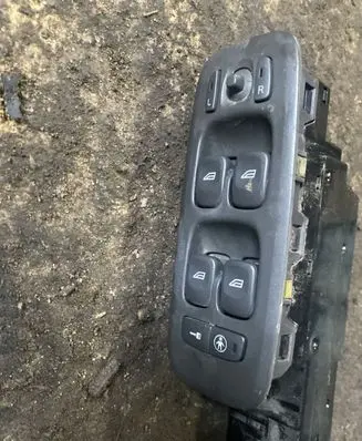 Volvo V70 Electric window control switch