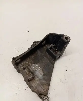 Volkswagen Transporter - Caravelle T5 Engine mounting bracket 070903143C
