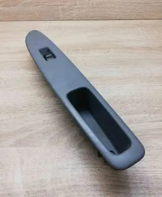 Toyota Avensis Verso Electric window control switch 7423144190