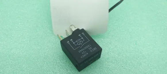 Mercedes-Benz GLC X253 C253 Other relay A0009822523