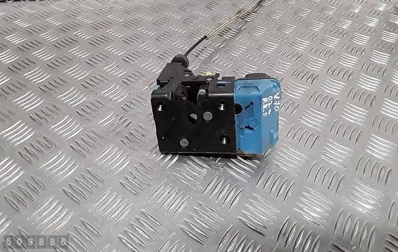 Volvo V70 Front door lock