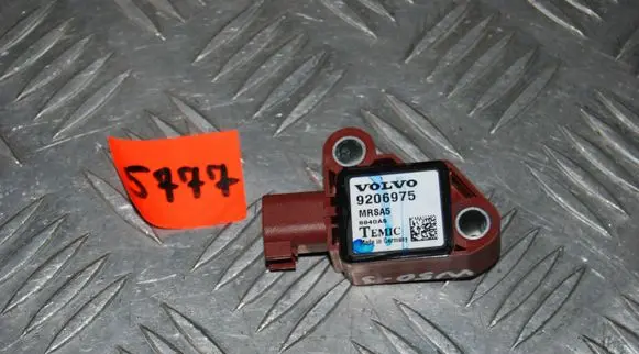 Volvo V50 Airbag deployment crash/impact sensor 9206975