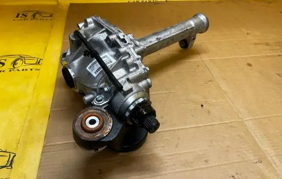 Land Rover Defender Front differential M8B23017AC CPLA4B148DB
