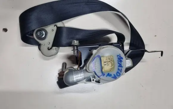 Mazda 2 Front seatbelt BGA550027 20070912 020906