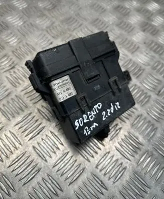 KIA Sorento Fuse box set 912402P022