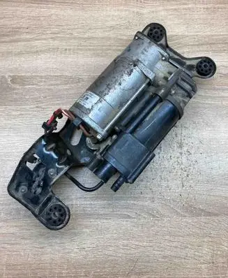 BMW X5 F15 Air suspension compressor/pump 6875177 4430200231