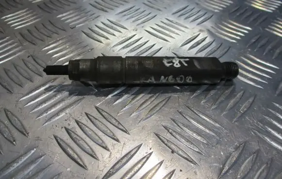 Renault Kangoo I Fuel injector 8200047509