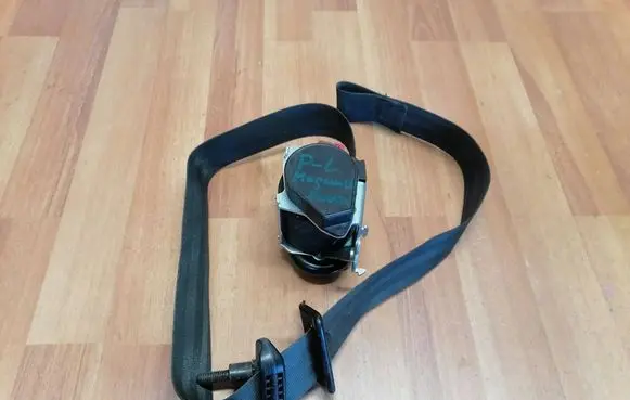 Renault Megane III Front seatbelt 868840009R