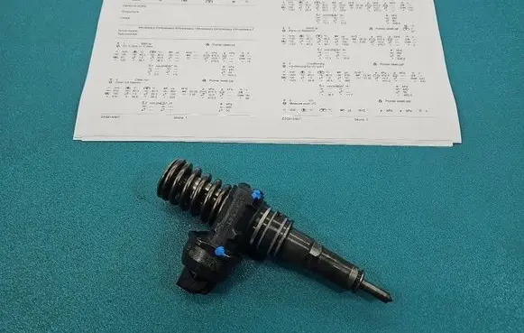 Volkswagen PASSAT B5.5 Fuel injector 0414720214 IMPRK1585541
