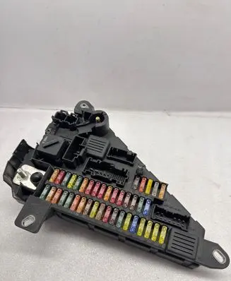 BMW 5 E60 E61 Fuse module 518956040 6906618