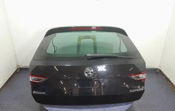 Tailgate/trunk/boot lid