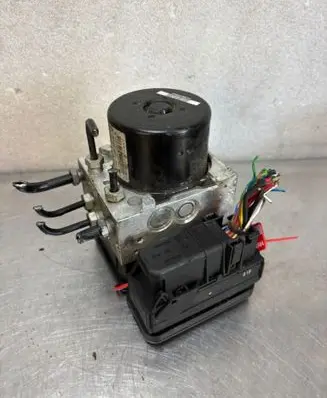 Volvo V70 Master brake cylinder