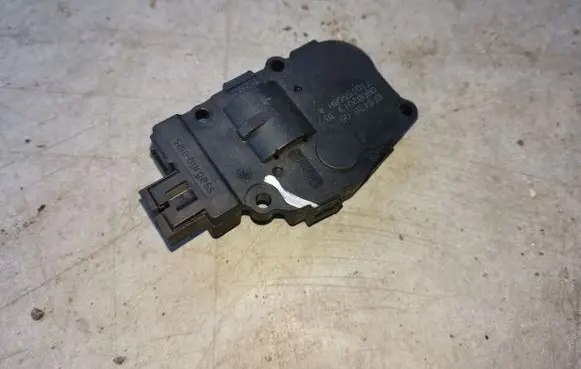Mercedes-Benz ML W166 Air flap motor/actuator T1015556H