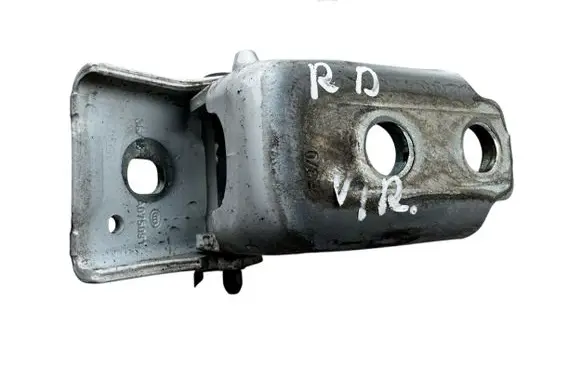 Citroen C3 Front door upper hinge A075051