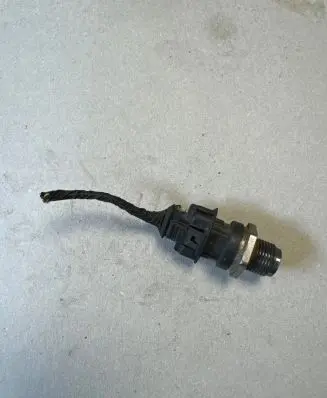 Fuel pressure sensor