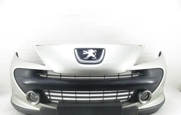 Peugeot 207 Front bumper 